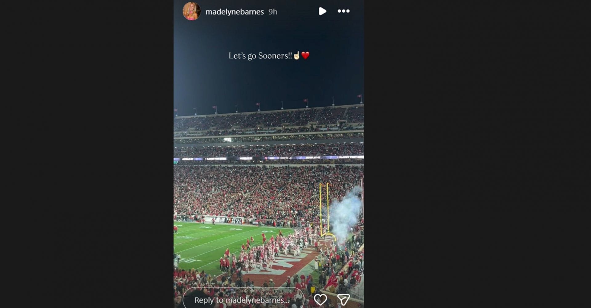 Quinn Ewers’ girlfriend, Madelyn Barnes, cheers for the Sooners (Credits: @madelynebarnes Instagram)