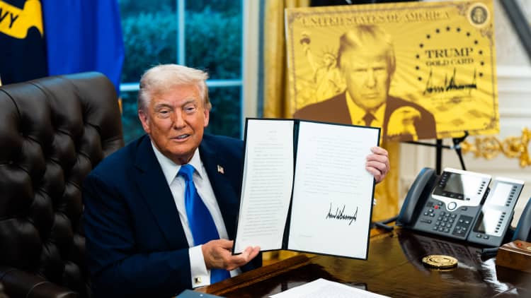 What Trump's $100K H-1B visa fee means for Big Tech