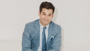 Michael Kosta Cast in Tracy Morgan's NBC Show 'Reggie Dinkins'