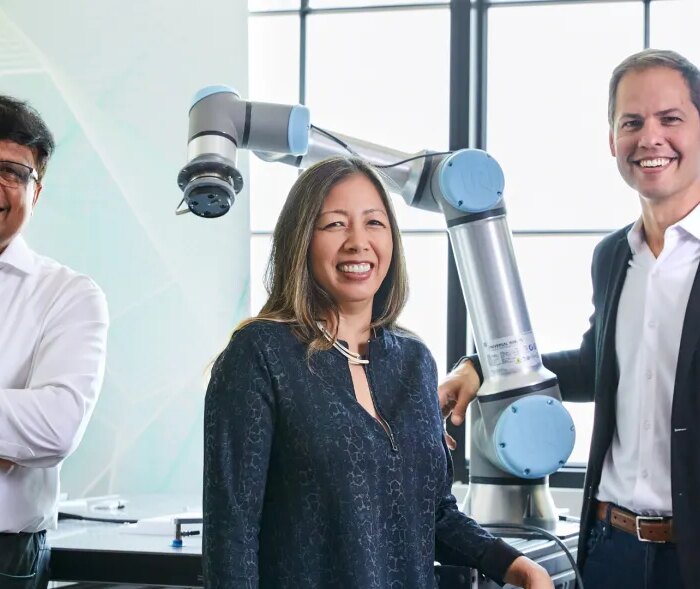 wendy tan white / Intrinsic