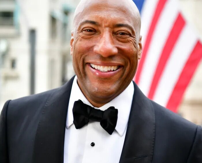 Byron Allen Acquires 10.7% Stake in Starz From Steve Mnuchin for $25 Million