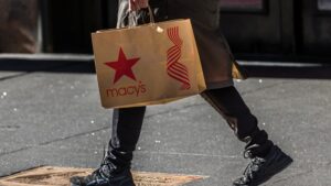 Macy's (M) Q4 2025 earnings