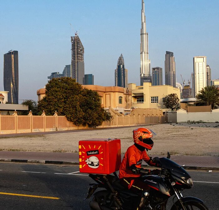 Missile Attacks Are Overwhelming the Gulf. Delivery Drivers Are Still on the Roads