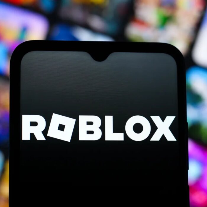 Roblox launches real-time AI chat rephrasing to filter out banned language