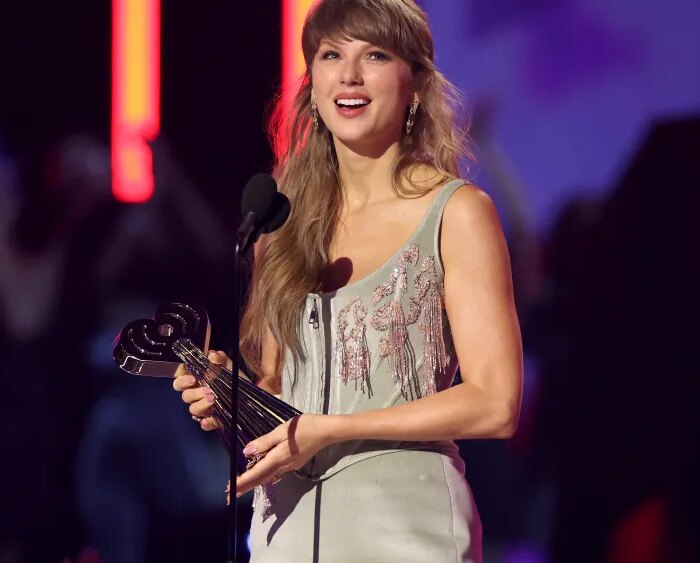 Taylor Swift Takes Home Seven Awards at iHeartRadio Music Awards 2026