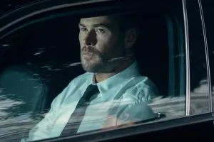 CRIME 101, Chris Hemsworth, 2026. ph: Merrick Morton / © Amazon MGM Studios / Courtesy Everett Collection