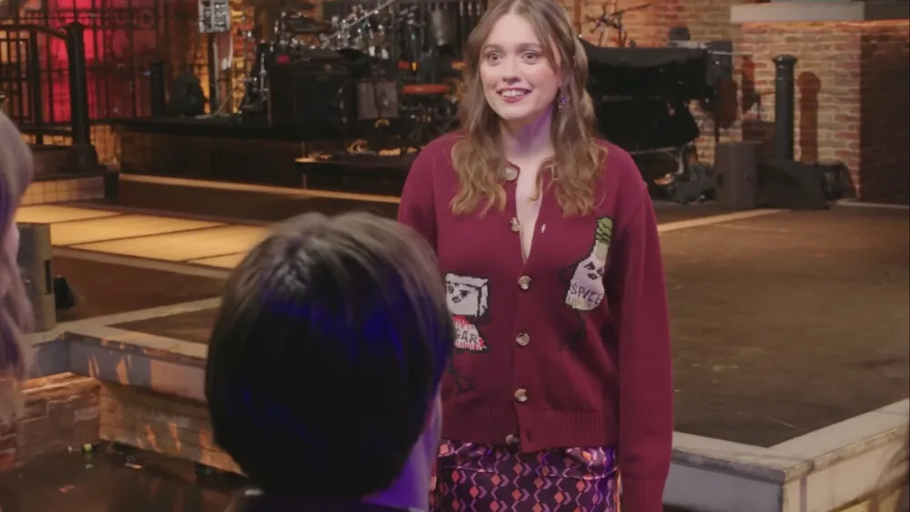 Aimee Lou Wood Pokes Fun at 'SNL' Teeth Sketch Ahead of Hosting in U.K