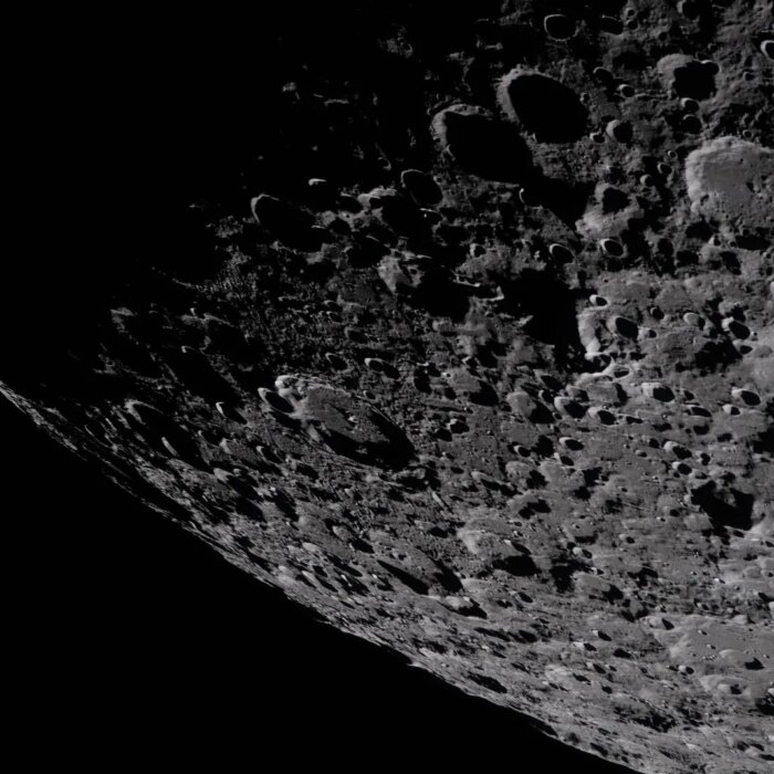 Foto del polo sur de la luna