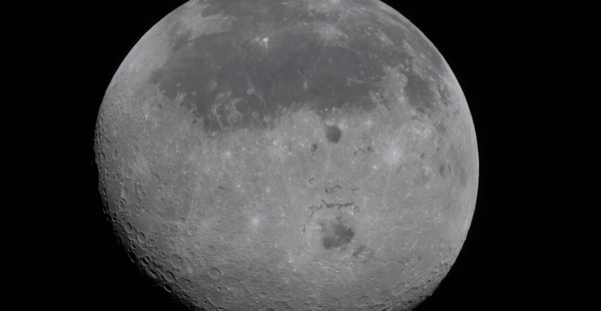 Artemis II astronauts break a record, name a crater