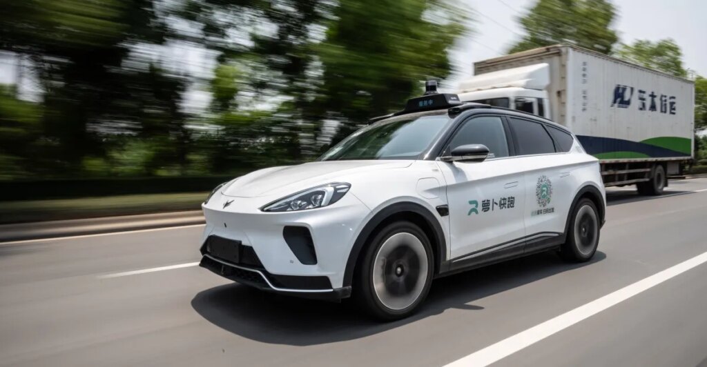 Baidu’s robotaxis froze in traffic creating chaos
