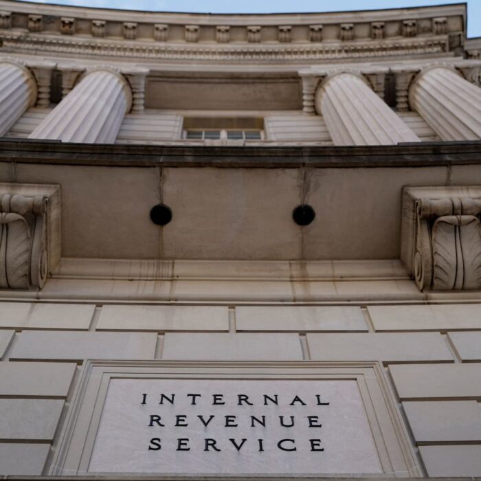 How the wealthy aim to cut their 2026 IRS bills