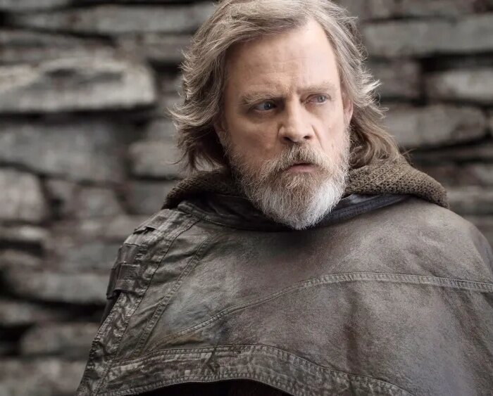 Mark Hamill Approves New Star Wars Boss After Blasting Last Jedi Issues