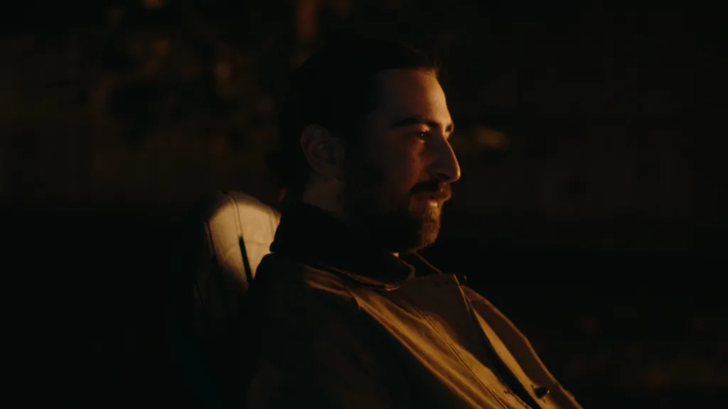 Noah Kahan on Getting Vulnerable With His Netflix Doc 'Out of Body'