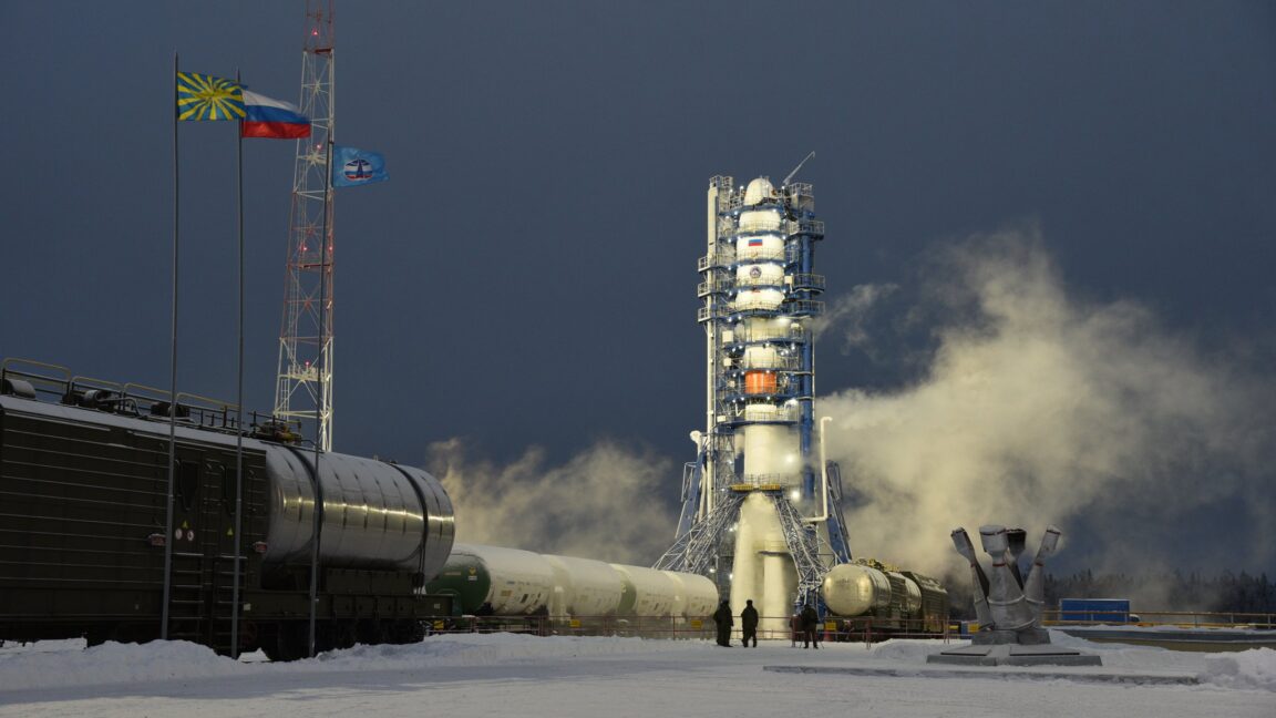 Russia cloaks launch schedule after spaceport falls in Ukraine's sights