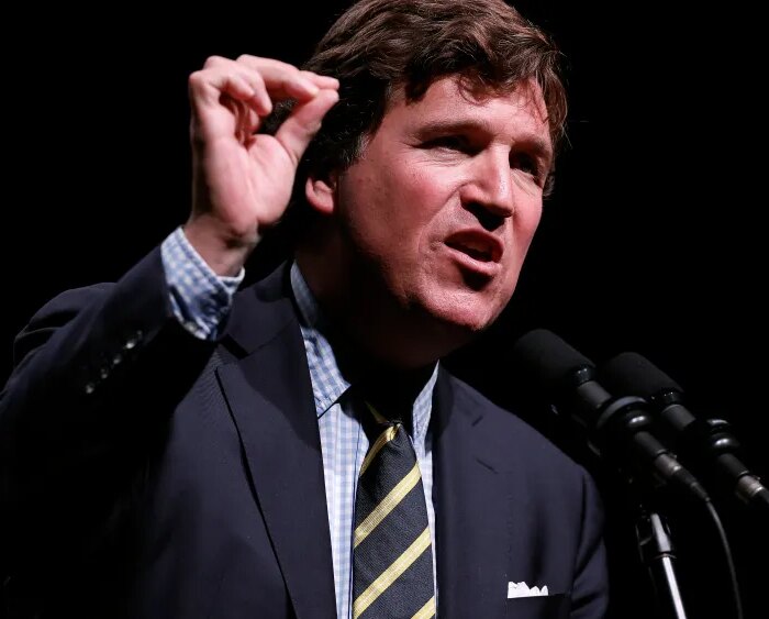 Tucker Carlson Apologizes for 'Misleading People' About Donald Trump
