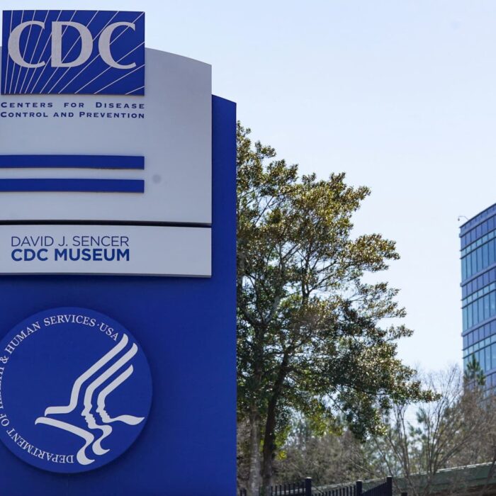 American tests positive in Congo