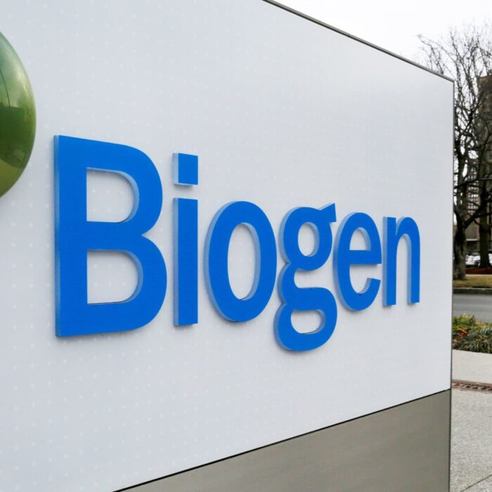 Biogen Alzheimer's drug moves to late stage trial