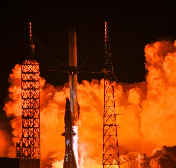 Blue Origin Rocket Explodes in Fiery Setback