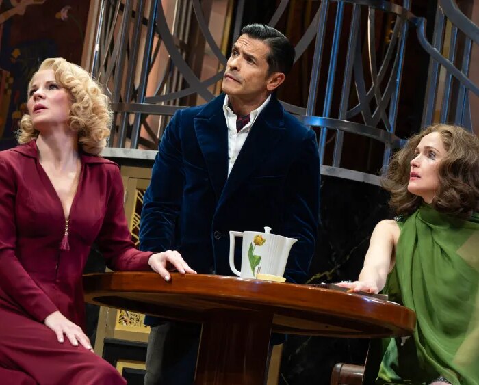 Broadway's Fallen Angels With Rose Byrne and Kelli O'Hara to Livestream