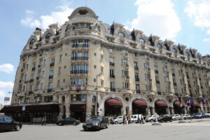 Cannes Plot, Budget and Helena Bonham's Exit