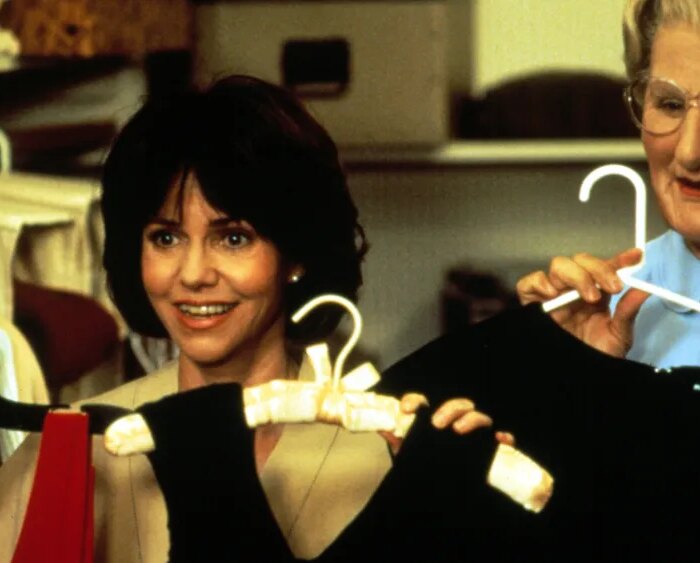 Sally Field Thought Robin Williams 'Wasn't Funny' on 'Mrs. Doubtfire'