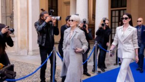 'The Devil Wears Prada 2' Ascends to No. 1