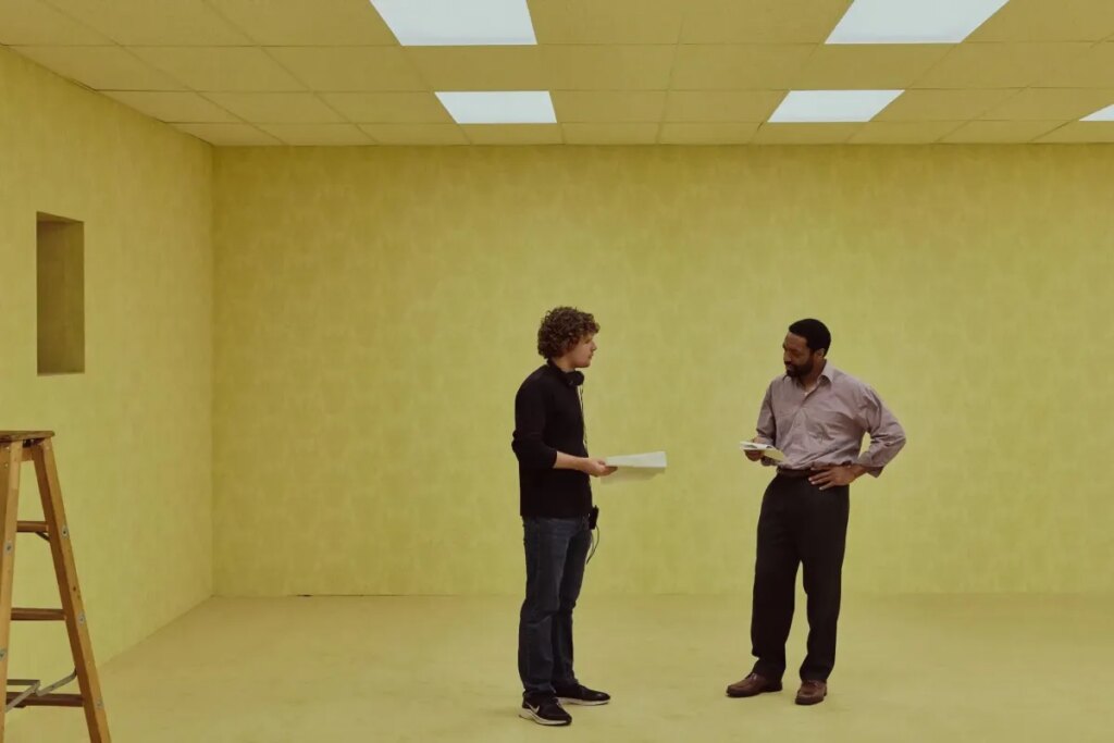 A photo of Kane Parsons and Chiwetel Ejiofor on the set of