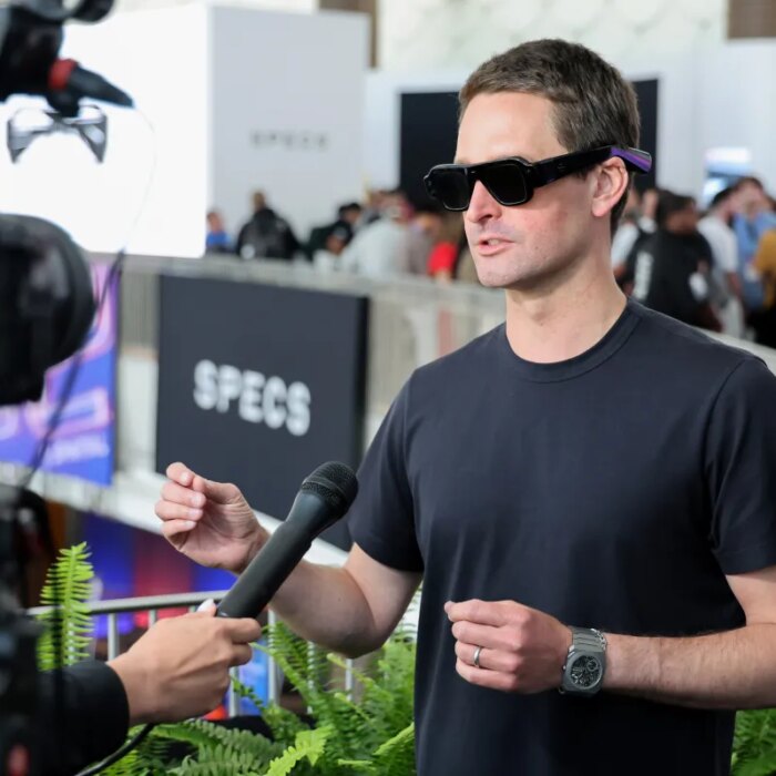 After unveiling ridiculously expensive AR glasses, Snap's stock takes a dive