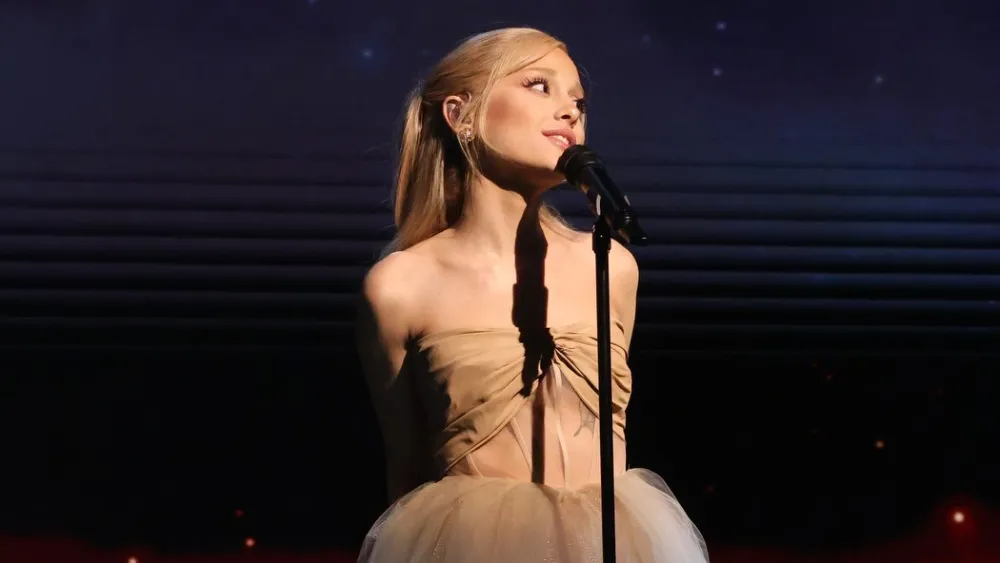Ariana Grande's Setlist for 'Eternal Sunshine' Tour's Opening Night