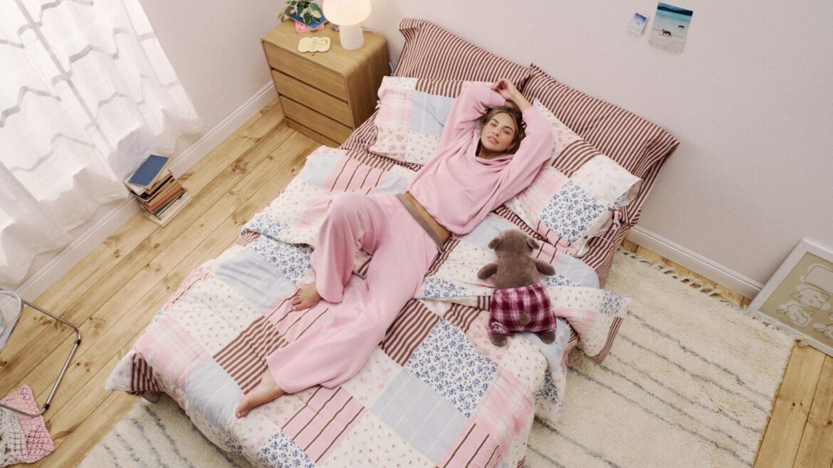 Hollister partners with Target to sell dorm bedding, apparel