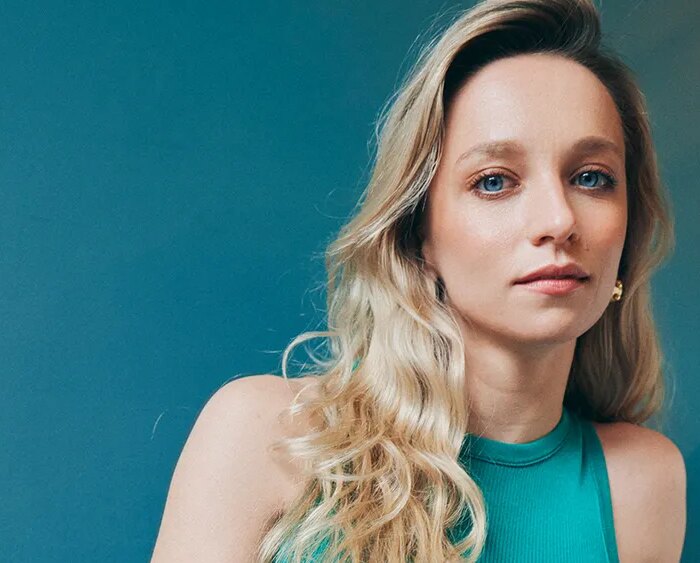 Molly Windsor Signs With Anonymous Content