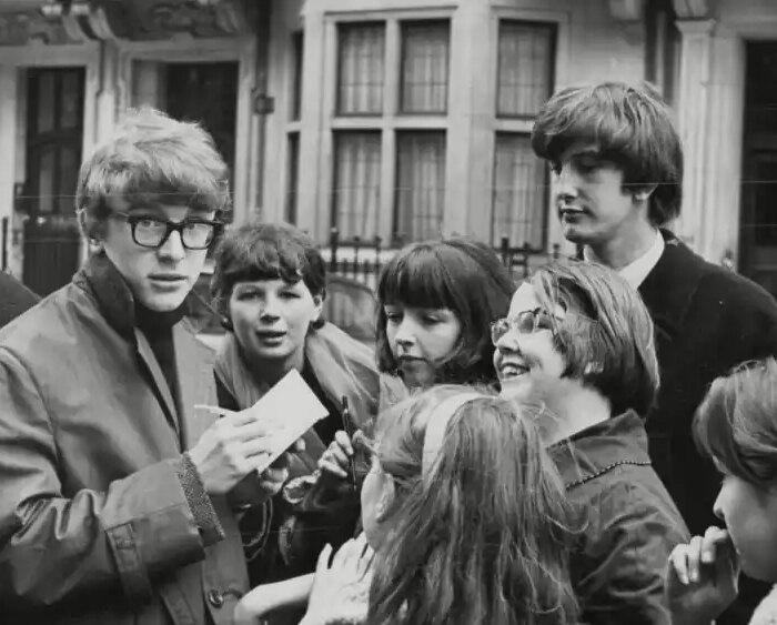 'Peter Asher: Everywhere Man' Review: Engaging Boomer-centric Portrait