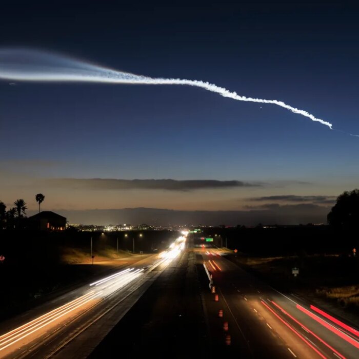 SpaceX Launches Starlink Satellites