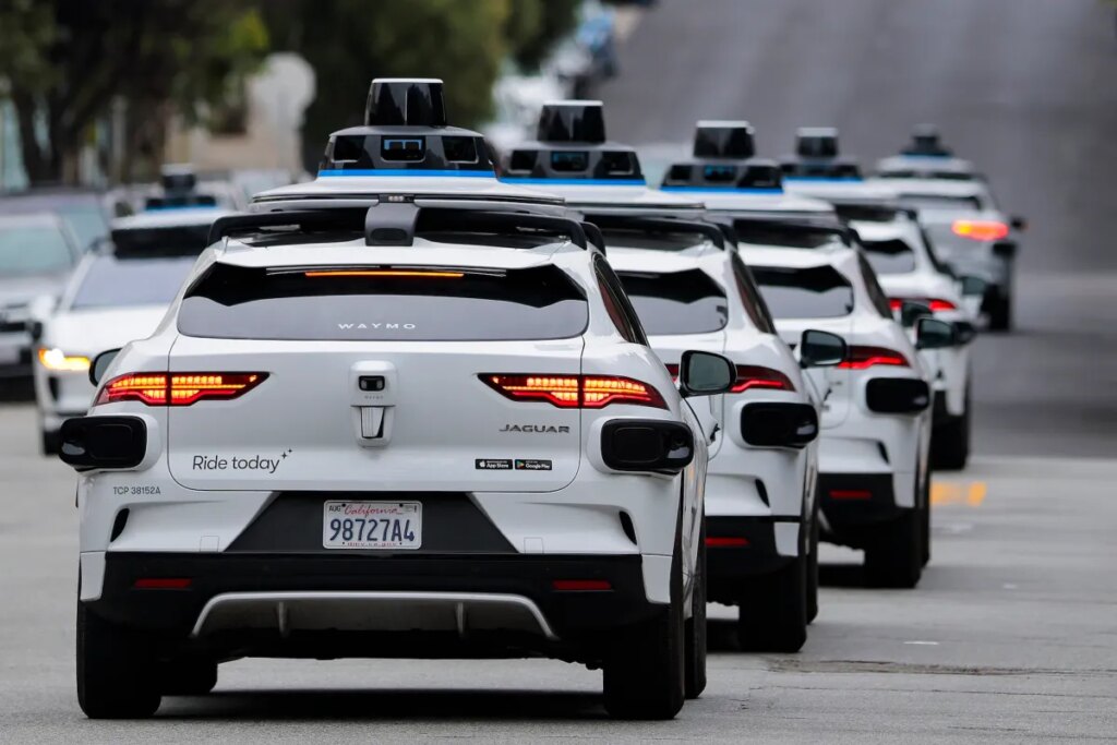 Waymo appears to pause San Francisco service amidst power outage